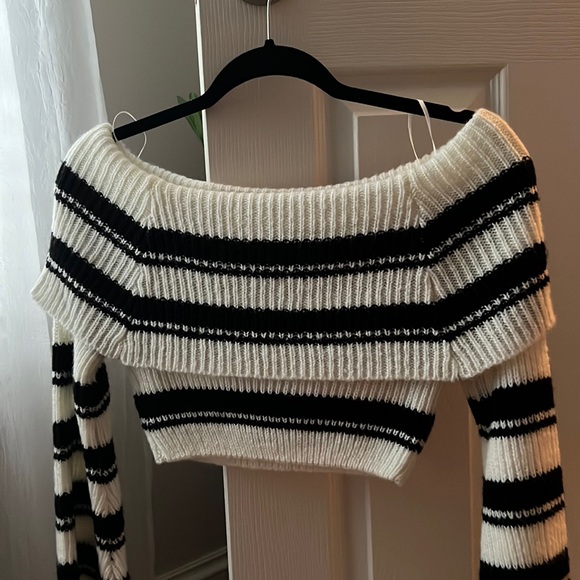 Hadley Off The Shoulder Sweater - Picture 1 of 3